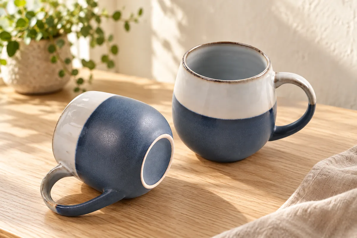 Rounded two-tone mugs