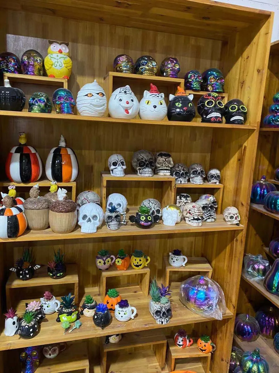 Character ceramic display
